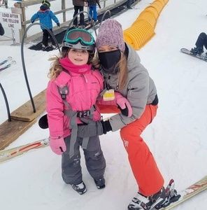 Meet your Posher, Nadine